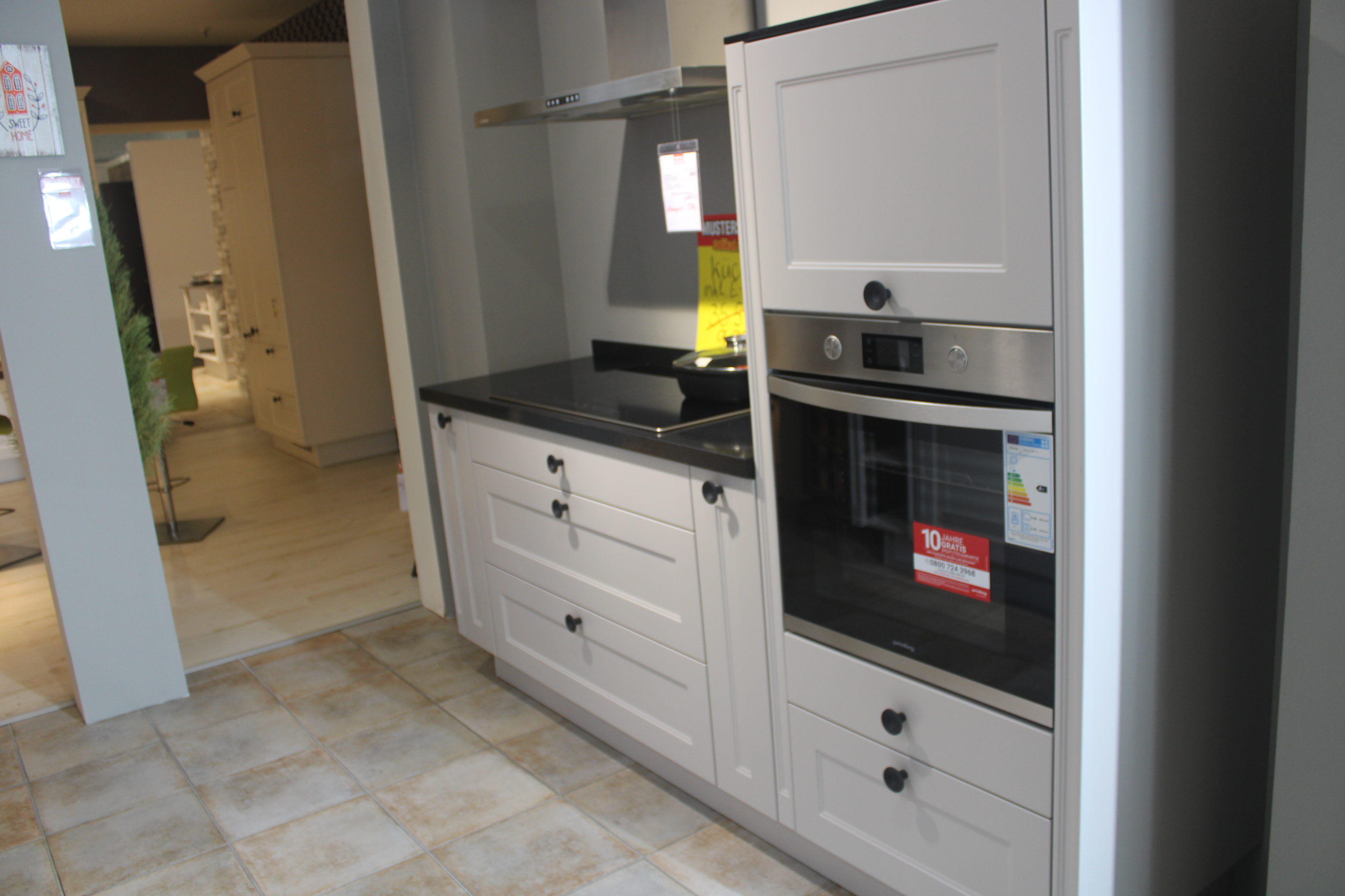 Muster-Landhausküche, Fronten Sand - Nobilia Chalet