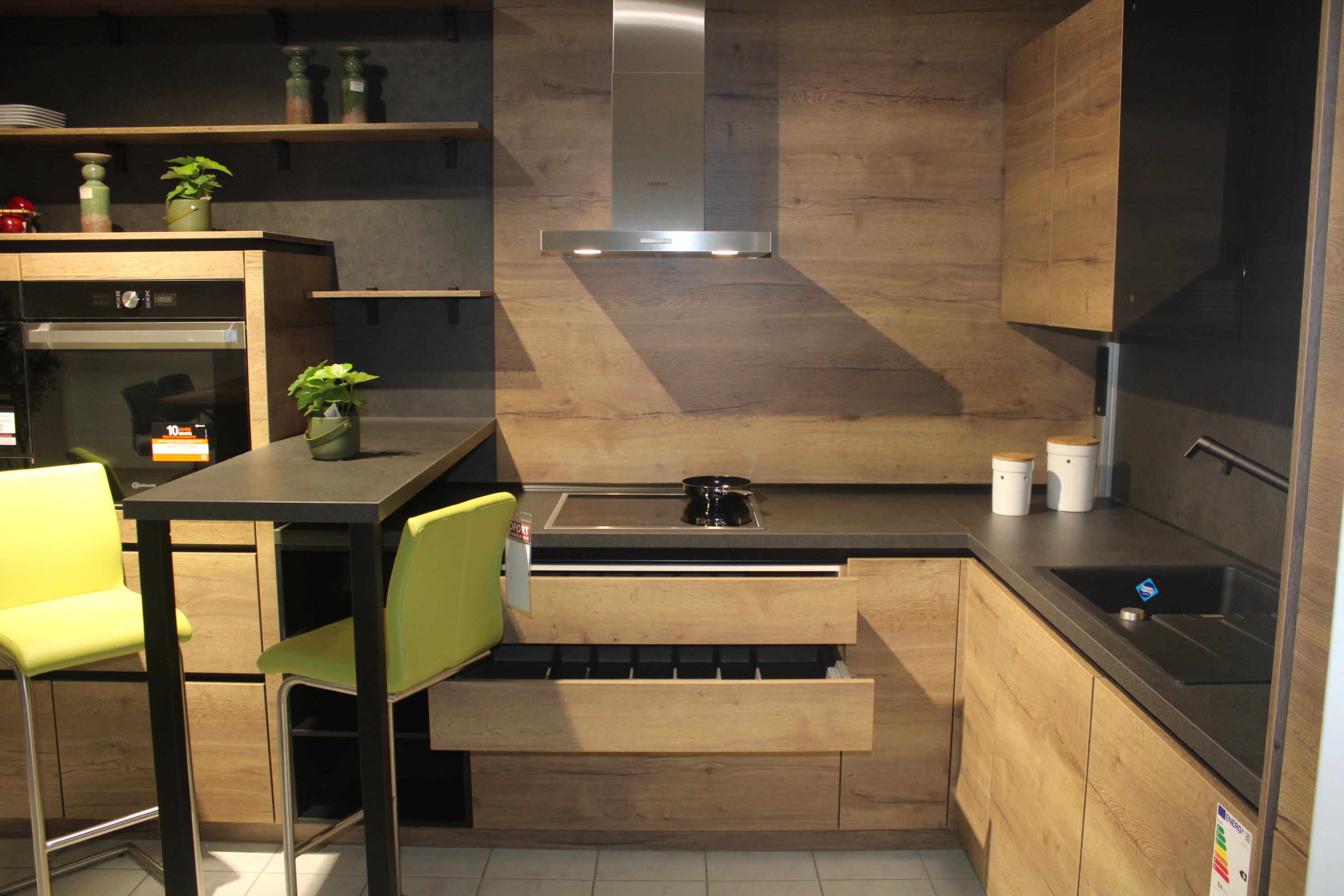 Musterküche, Structura, Eiche Havanna NB