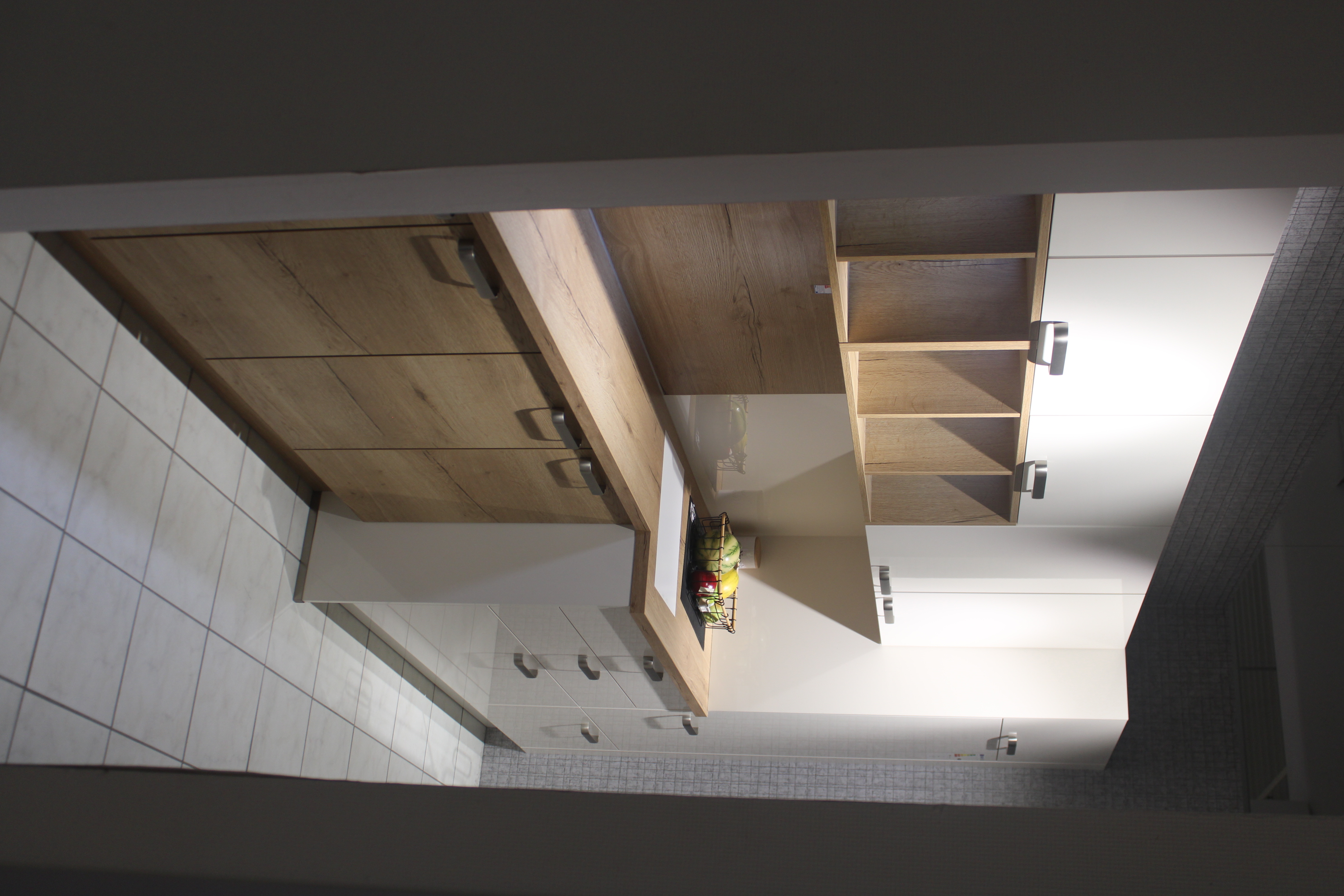 Musterküche, Flash Magnolia Hochglanz,Nobilia